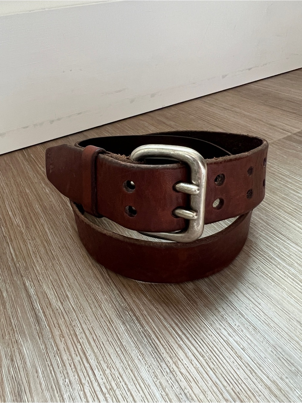 Vintage Fossil Distressed Leather Belt Solid Brass Buckle Brown Size 34 silver